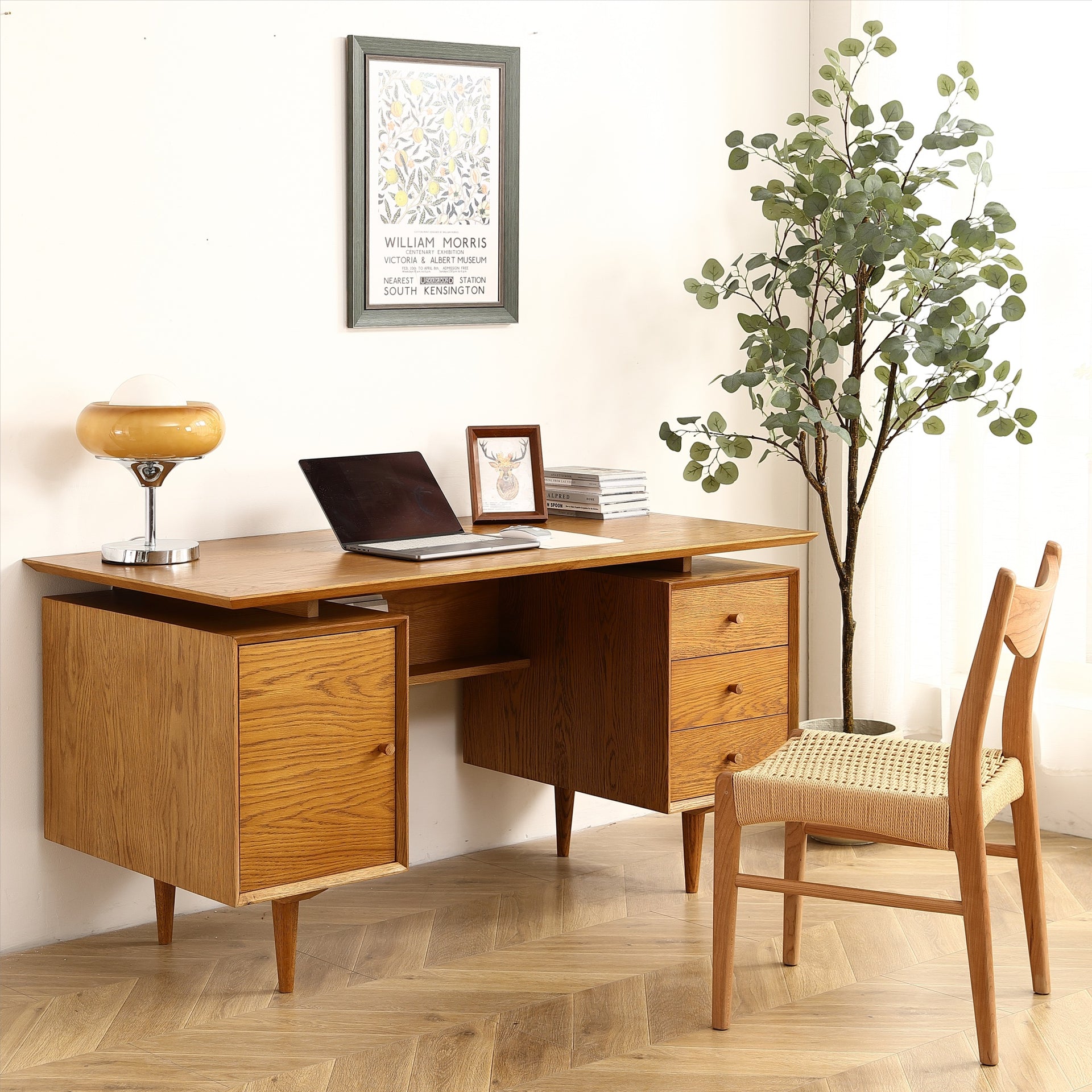 This mid-century modern integrated desk makes other furniture jealous