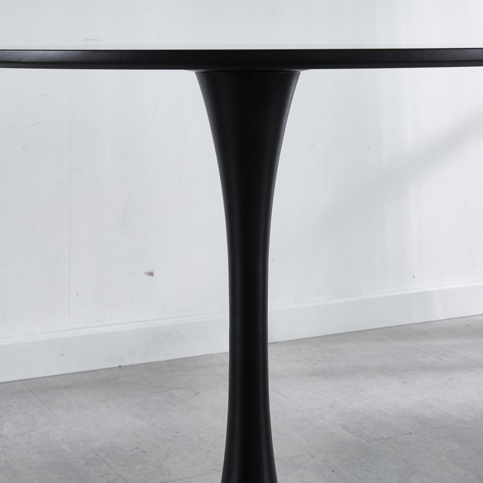 Lark Mid-Century Modern 42.1" Black Pedestal Dining Table