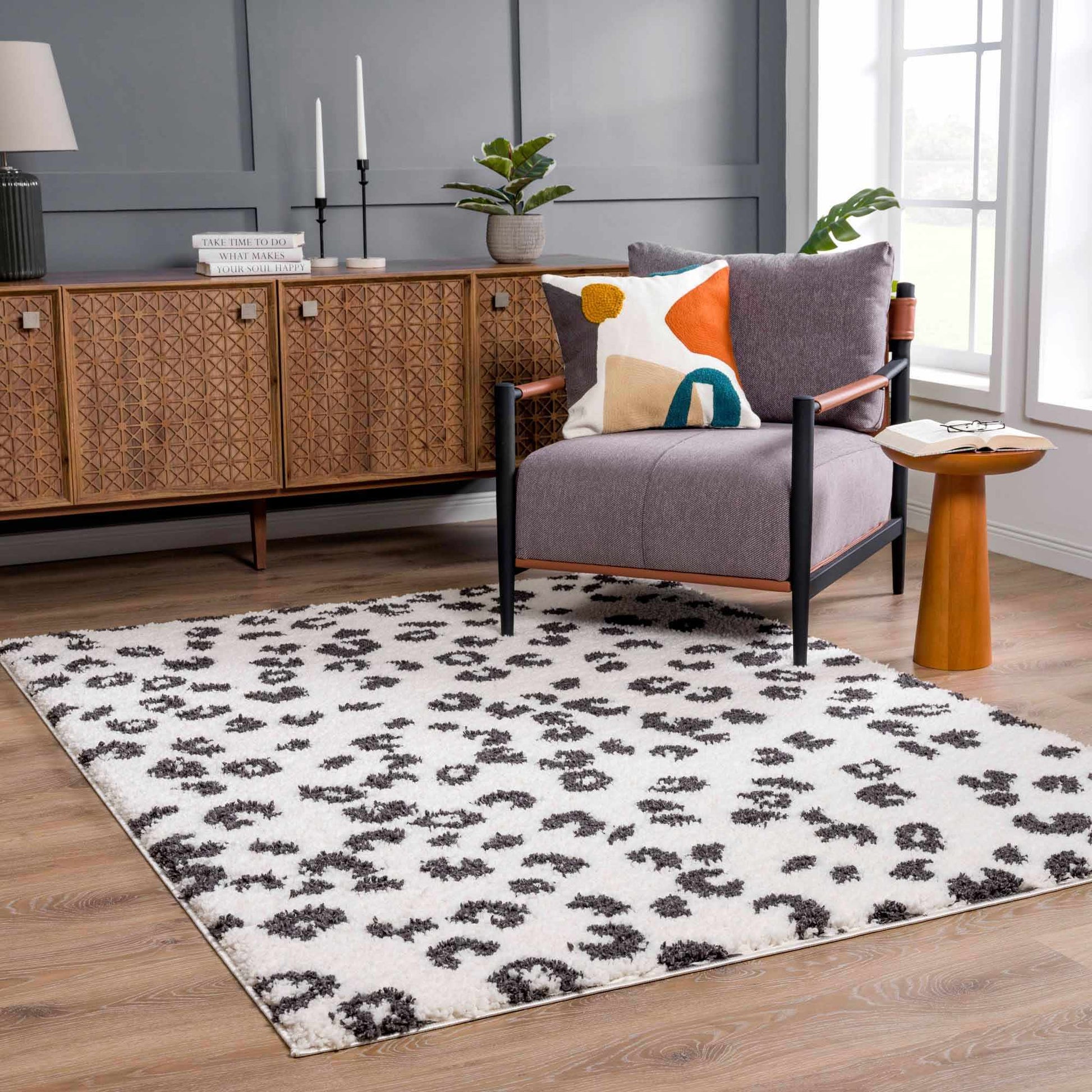 Zhen Black & White Area Rug - Clearance