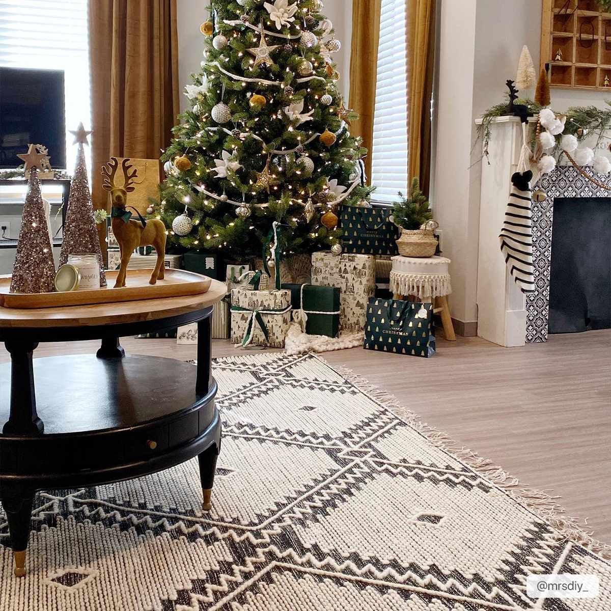 Brownhills Cream&Black Trellis Cotton Area Rug