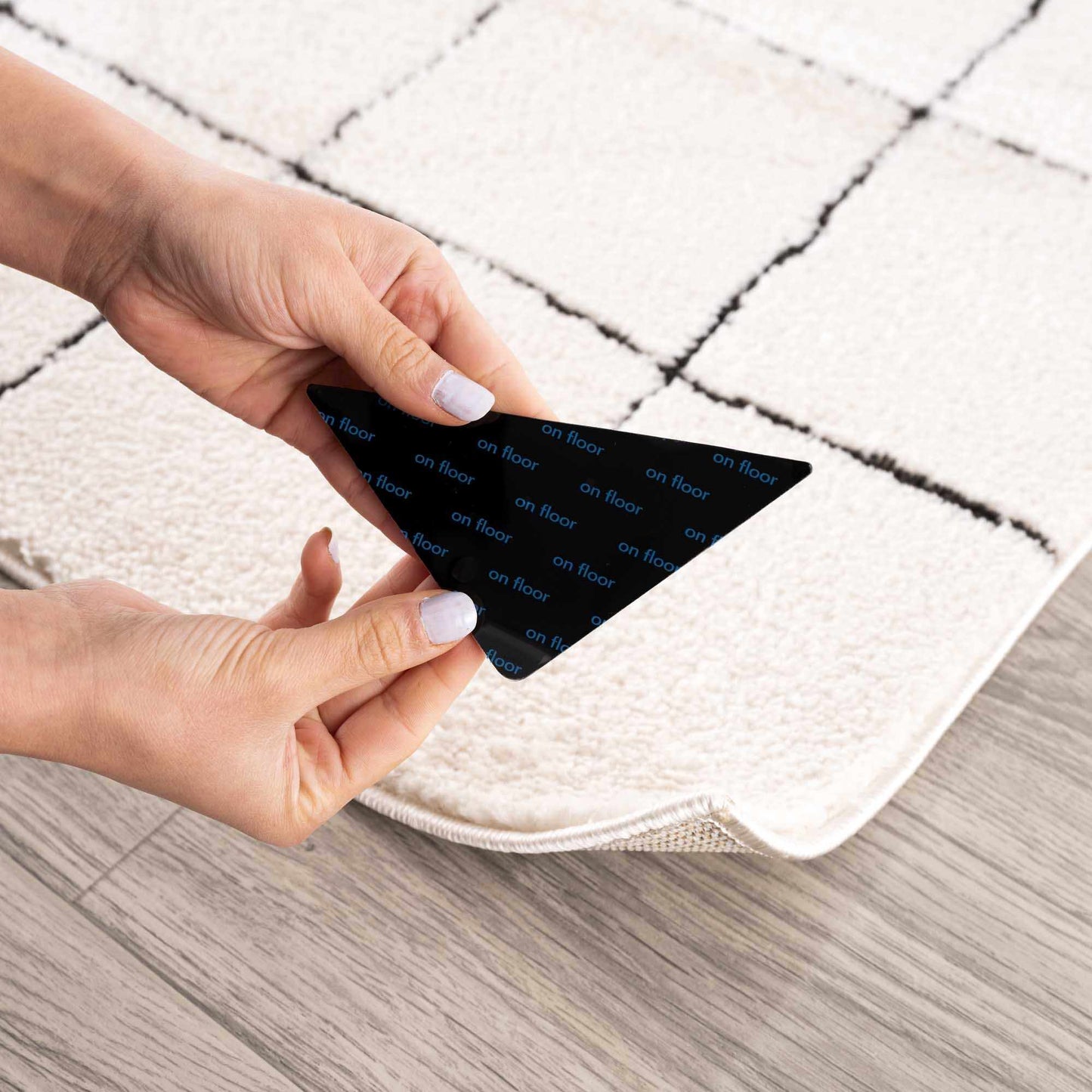 Thin Anti-Slip Rug Corner Pad