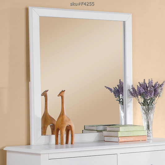 Poundex Classic & Luxury Style Mirror - White