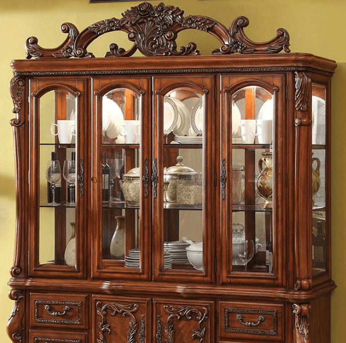 Medieve Traditional Hutch & Buffet - Antique Oak