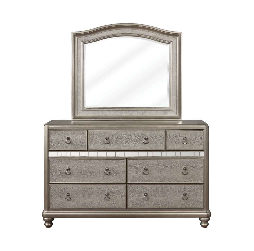 Daliah Glam Style Queen Bedroom Set - Silver & Mirror