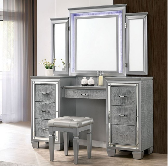 Tasmin Contemporary Vanity Set - Silver