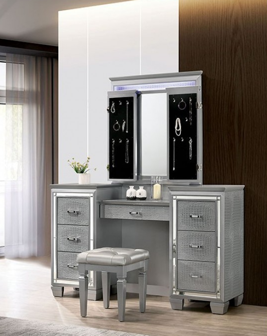 Tasmin Contemporary Vanity Set - Silver