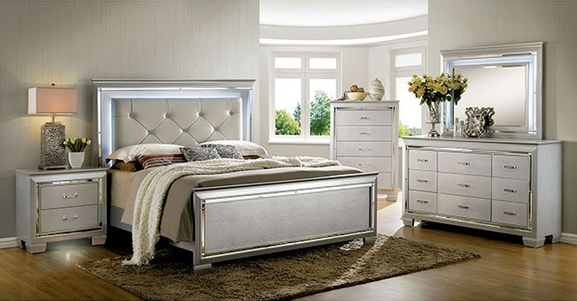 Bellanova Queen Glam Bedroom Set - Silver