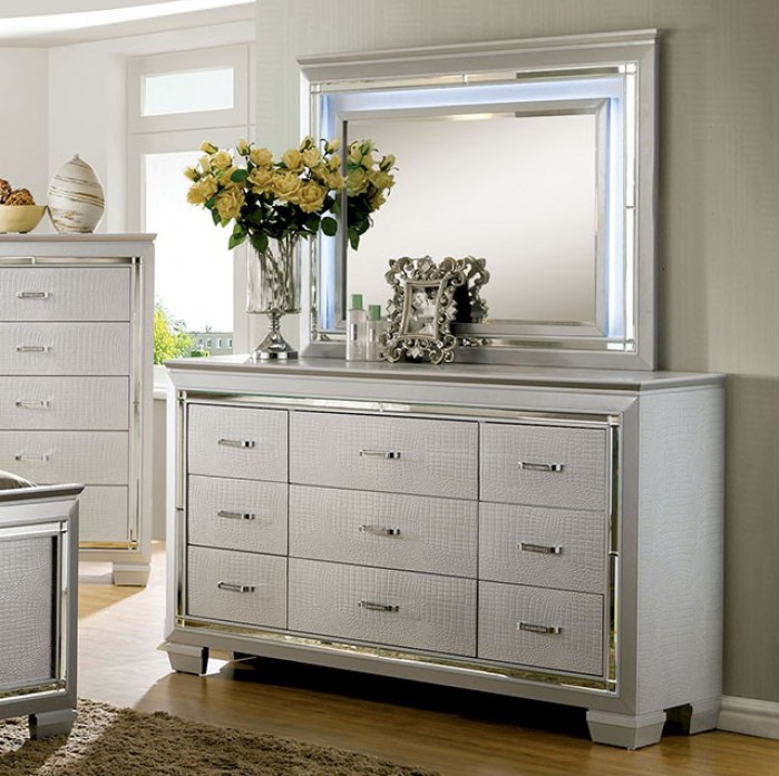 Bellanova Queen Glam Bedroom Set - Silver