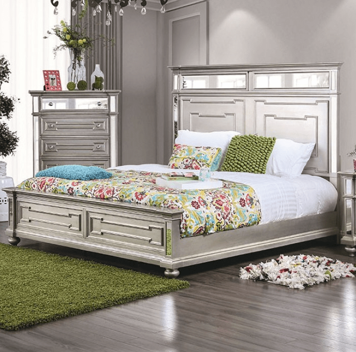 Salamanca Glam Bedroom Set with Mirrored Accents - King