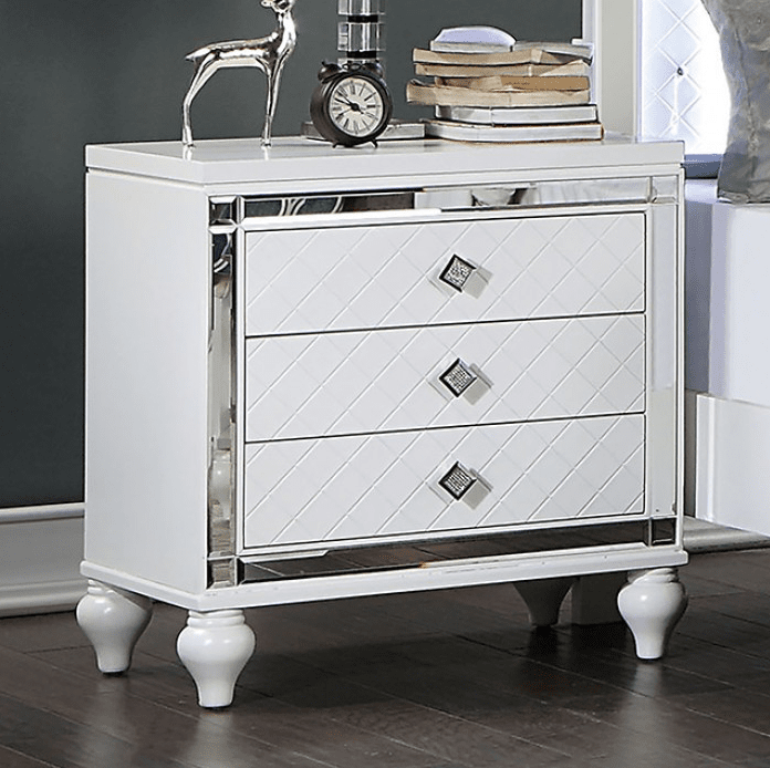 Calandria Contemporary 3-Drawer Nightstand - White & Mirror