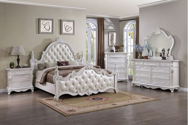 Cremona Traditional Queen Poster Bedroom Set - Pearl White