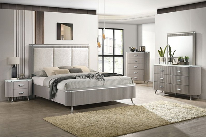 Aldridge Art Deco King Bedroom Collection in Light Gray