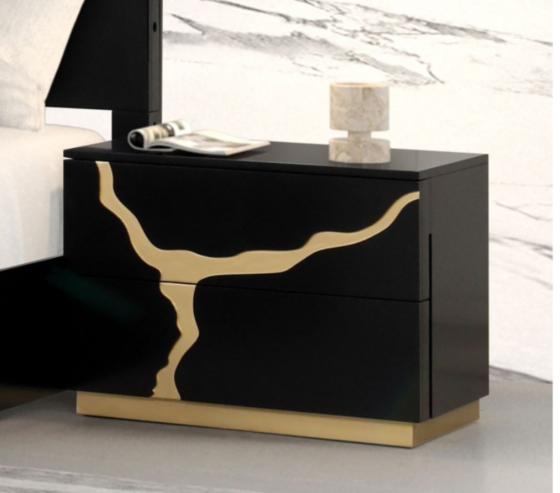 Goldsberg Contemporary King Bedroom Collection, Black & Gold