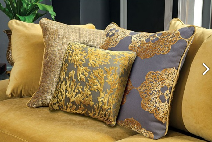 Visconti Traditional Golden Velvet Living Room Collection