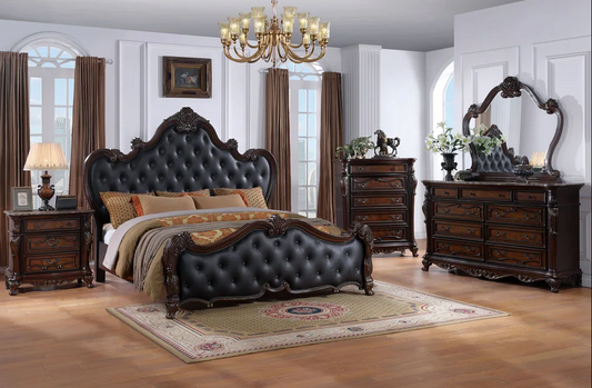 Ventresca Traditional Queen Bedroom Set in Dark Cherry