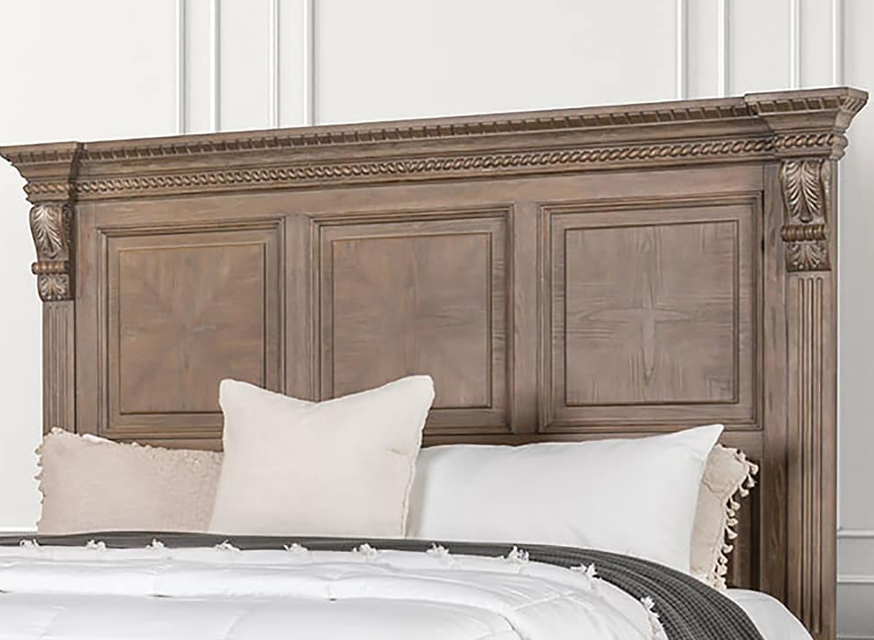 Seven Oaks Transitional Wooden Queen Bed with Dentil Molding, Weathered Oak