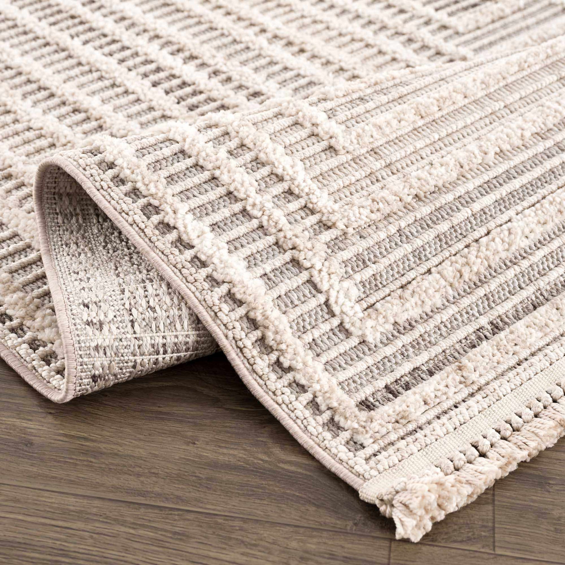 Lunao Elegant High/Low Area Rug