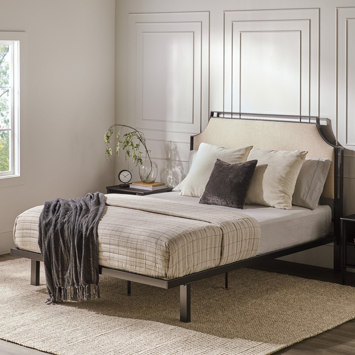 Amara Traditional Upholstered Metal Queen Bedframe – Tan