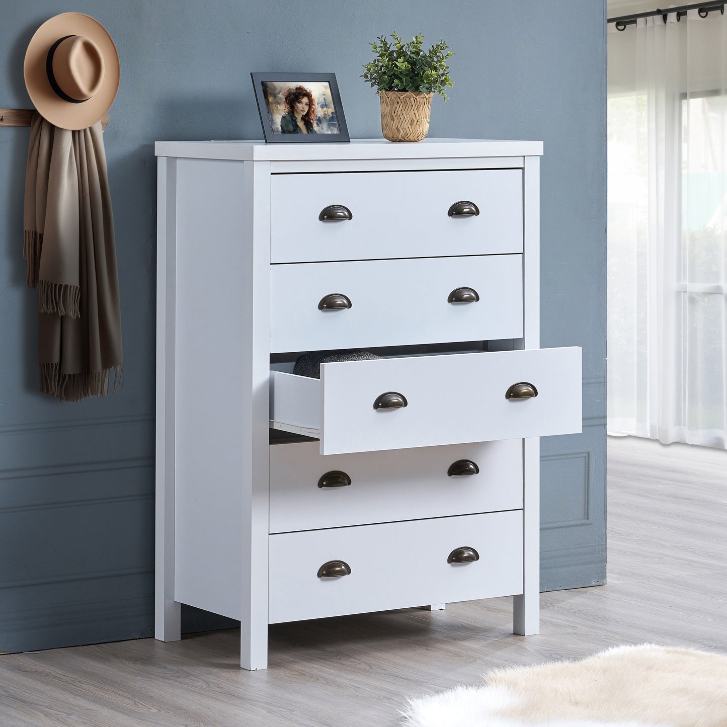 Ainsley Transitional 5-Drawer Bedroom Chest, White