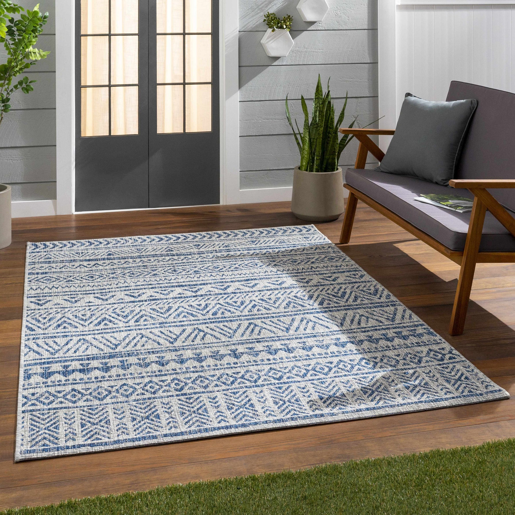 Novato Outdoor Rug