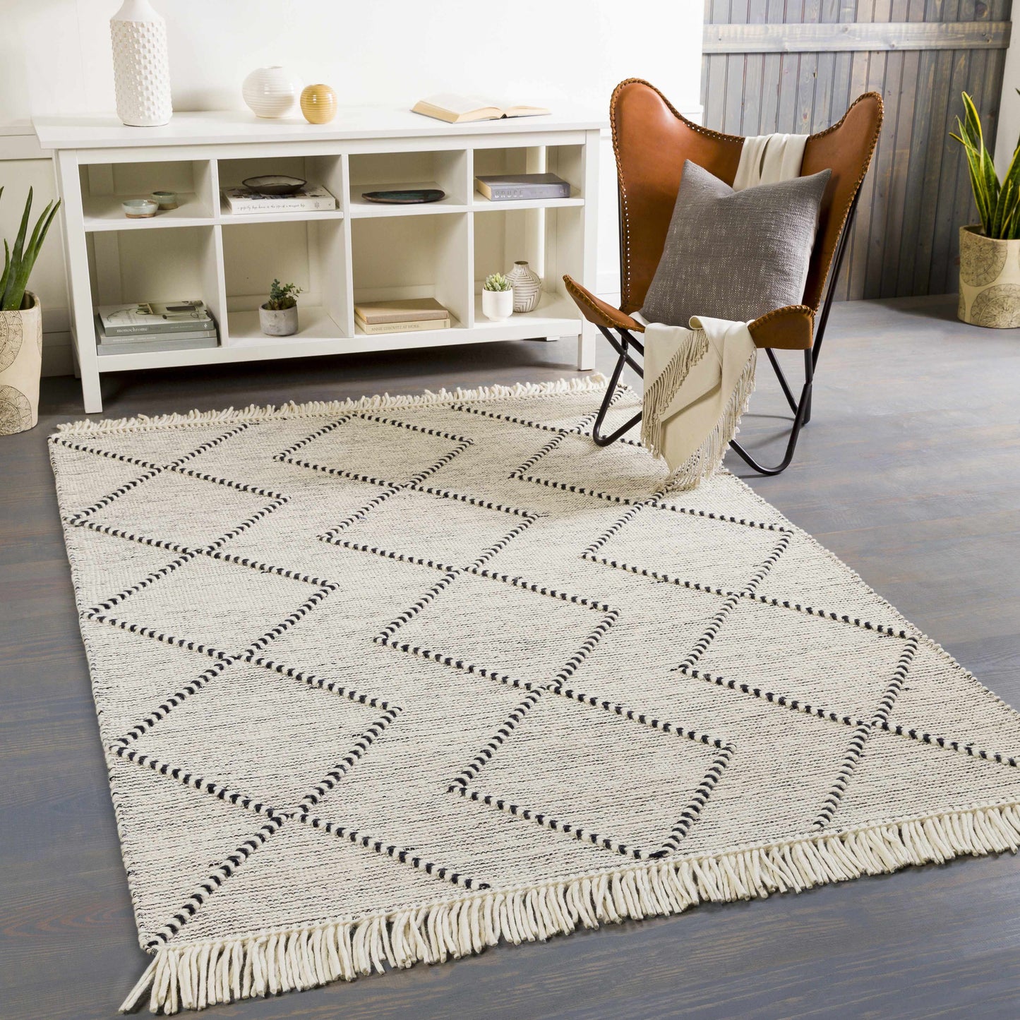 Siguinon Hand Woven Wool Rug