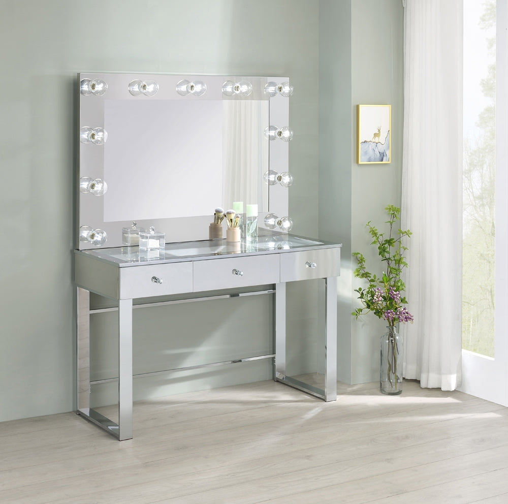 3-Drawer Vanity With Lighting Chrome And White