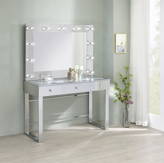 Umbridge 3-Drawer Vanity With Lighting Chrome And White