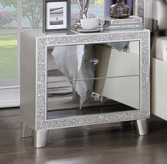 Sliverfluff 2-Drawer Mirrored Nightstand w- Crystal Knobs