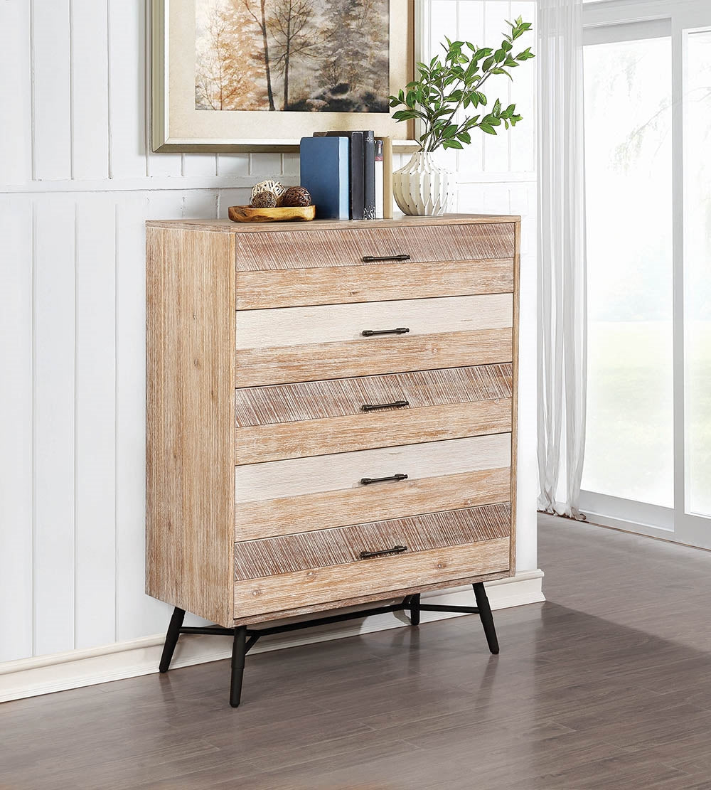 Vilma Rough Sawn Varied Natural Finish Chest