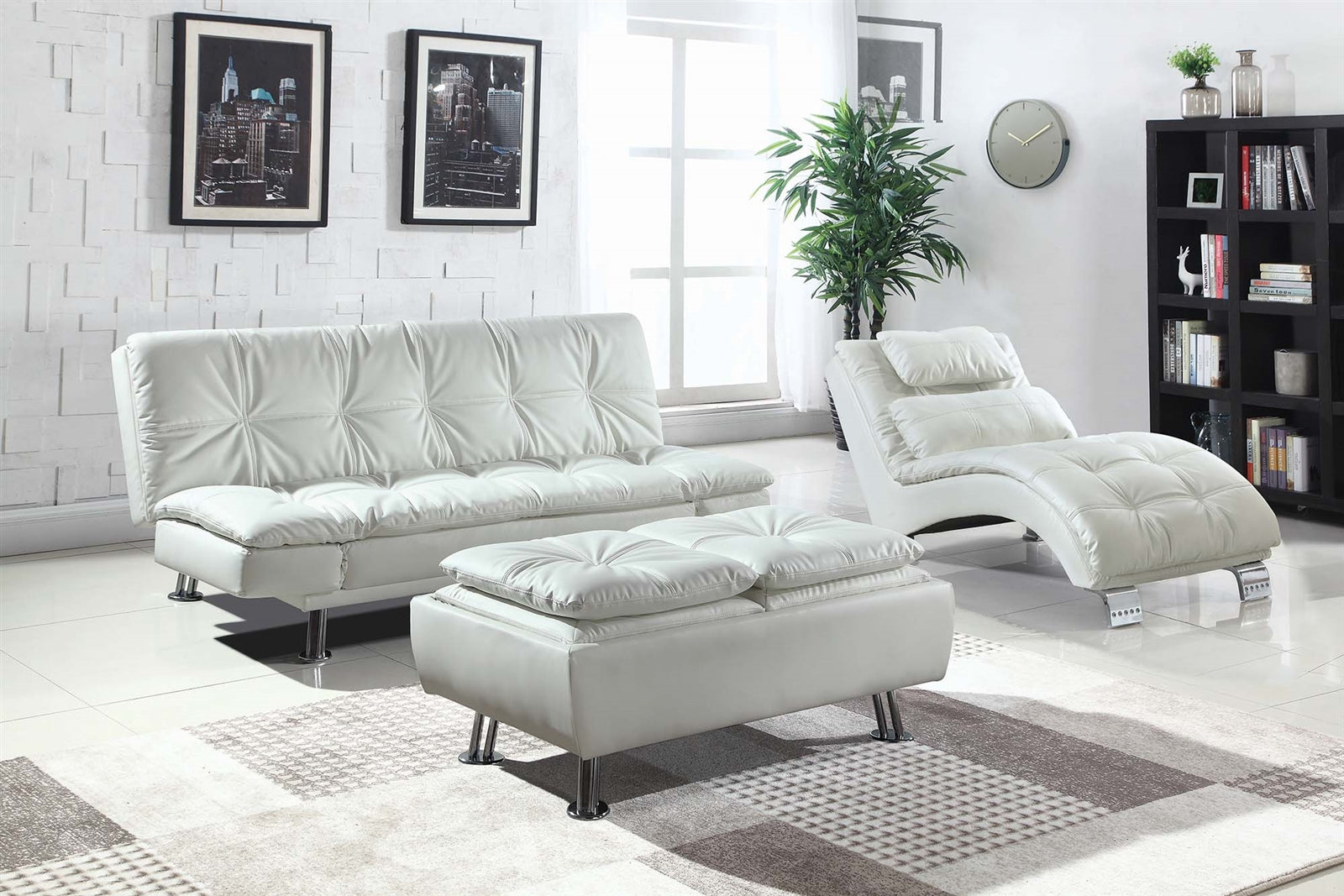 Dilleston Modern White Padded Chaise Lounge