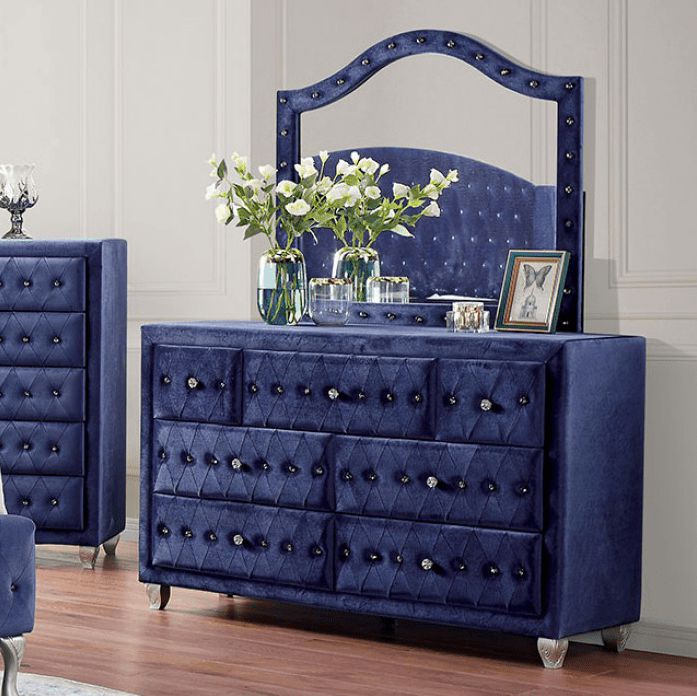 Alzir Glam Style 7 Drawer Upholstered Dresser in Blue