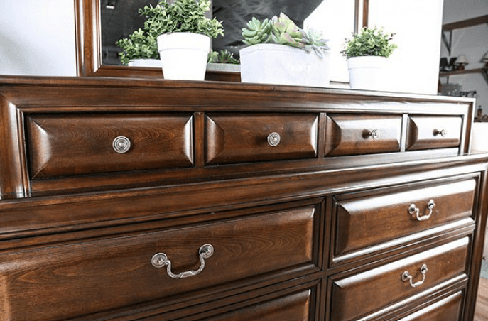 Brandt 10-Drawer Dresser with Cedar Lined Drawers in Cherry