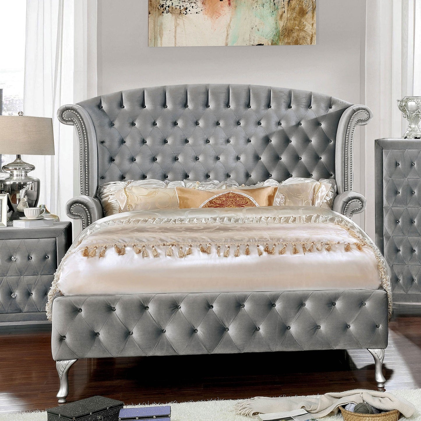 Alzir Glam Style King Size Platform Bed in Gray